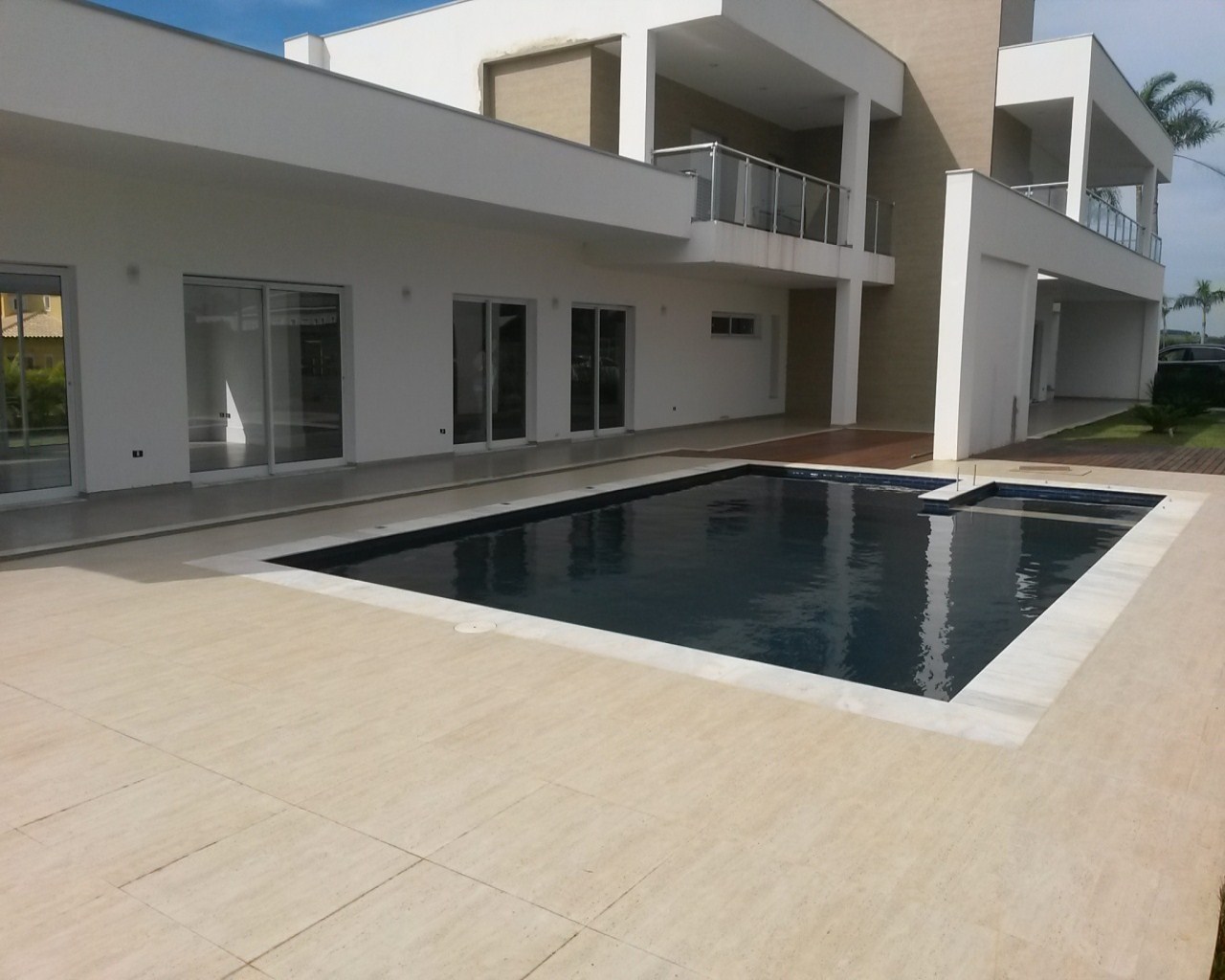 Casa à venda com 5 quartos, 380m² - Foto 1