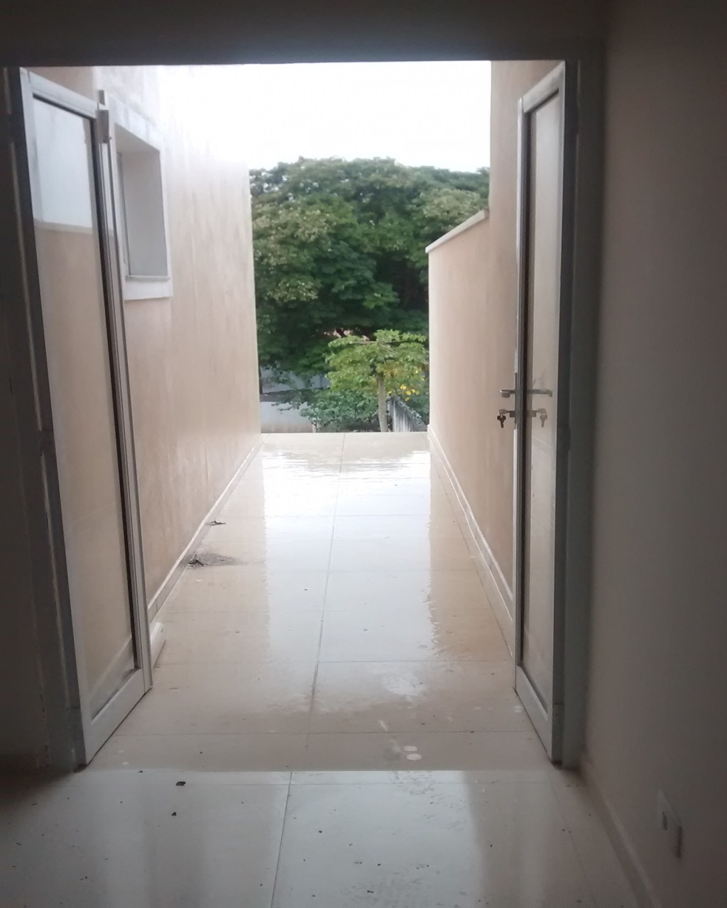 Casa à venda com 3 quartos, 170m² - Foto 8