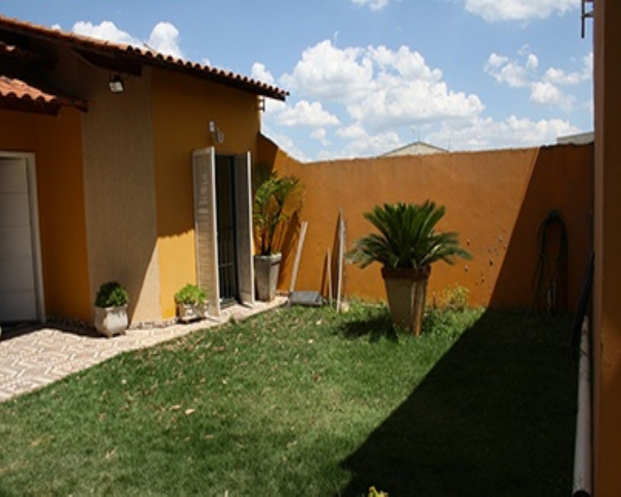 Casa à venda com 1 quarto, 100m² - Foto 6