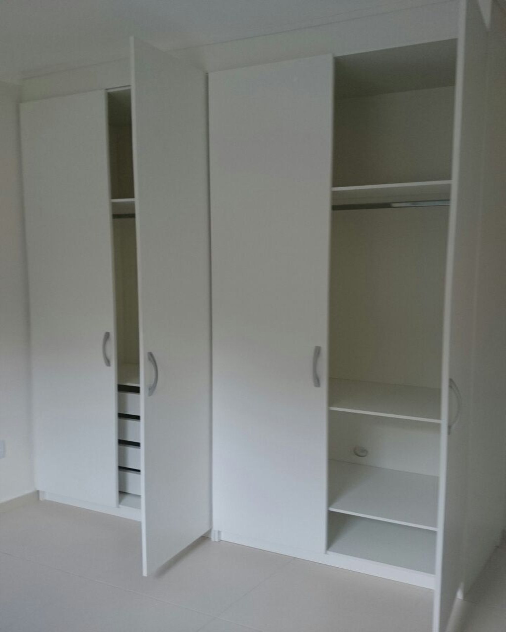 Apartamento à venda com 2 quartos, 64m² - Foto 4