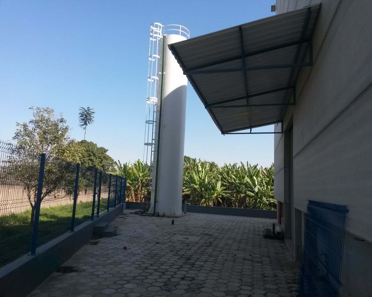 Depósito-Galpão-Armazém para alugar, 1600m² - Foto 3