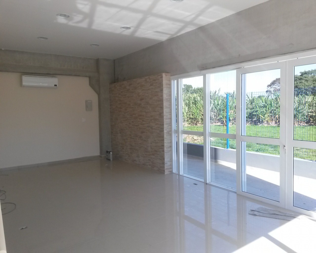 Depósito-Galpão-Armazém para alugar, 1600m² - Foto 11