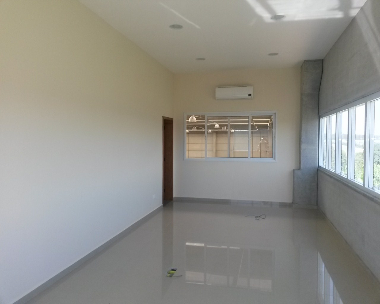 Depósito-Galpão-Armazém para alugar, 1600m² - Foto 17