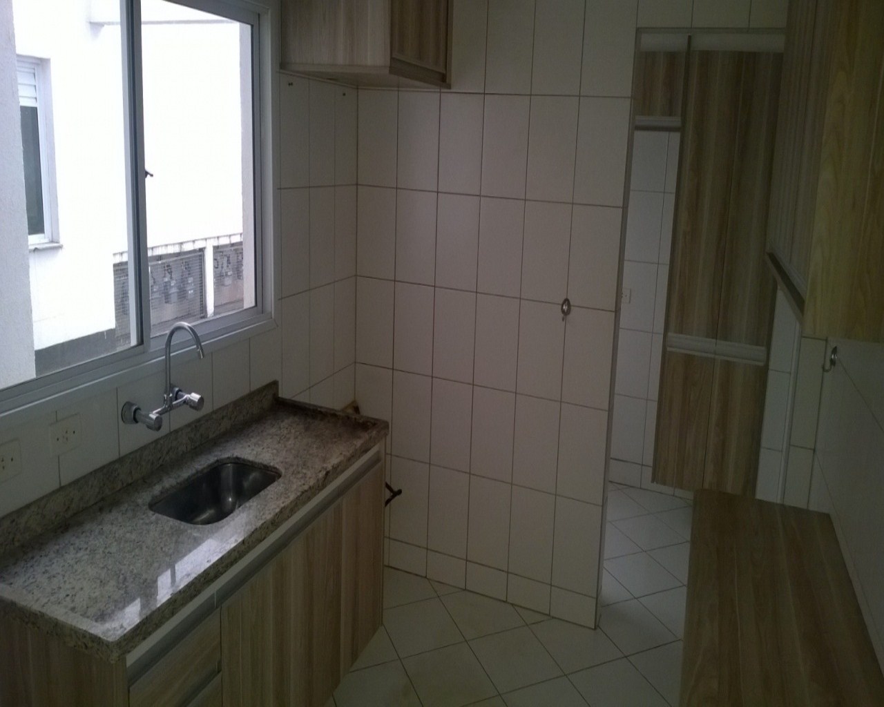 Apartamento à venda com 2 quartos, 75m² - Foto 15