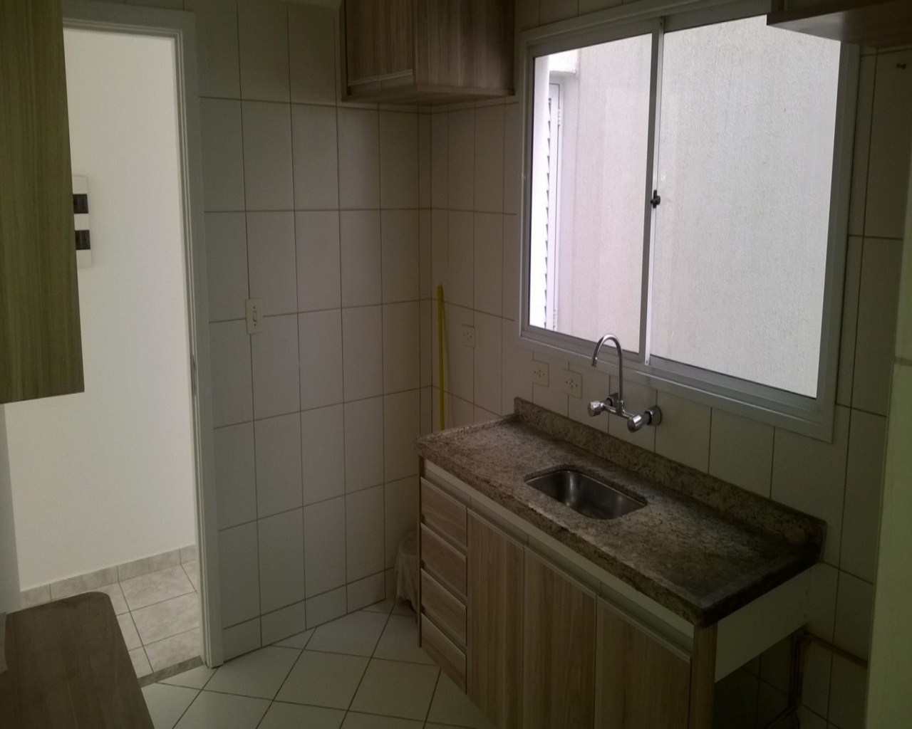 Apartamento à venda com 2 quartos, 75m² - Foto 17