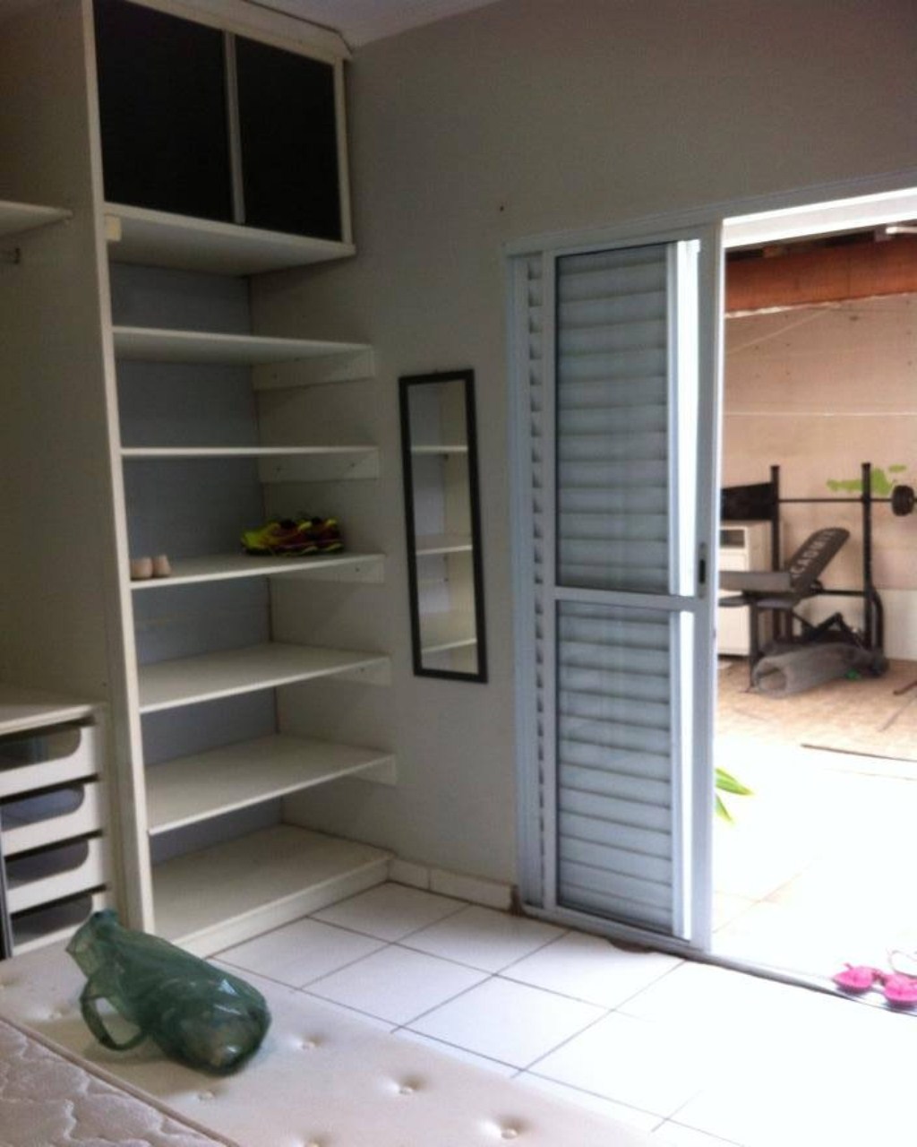 Casa à venda com 2 quartos, 70m² - Foto 11