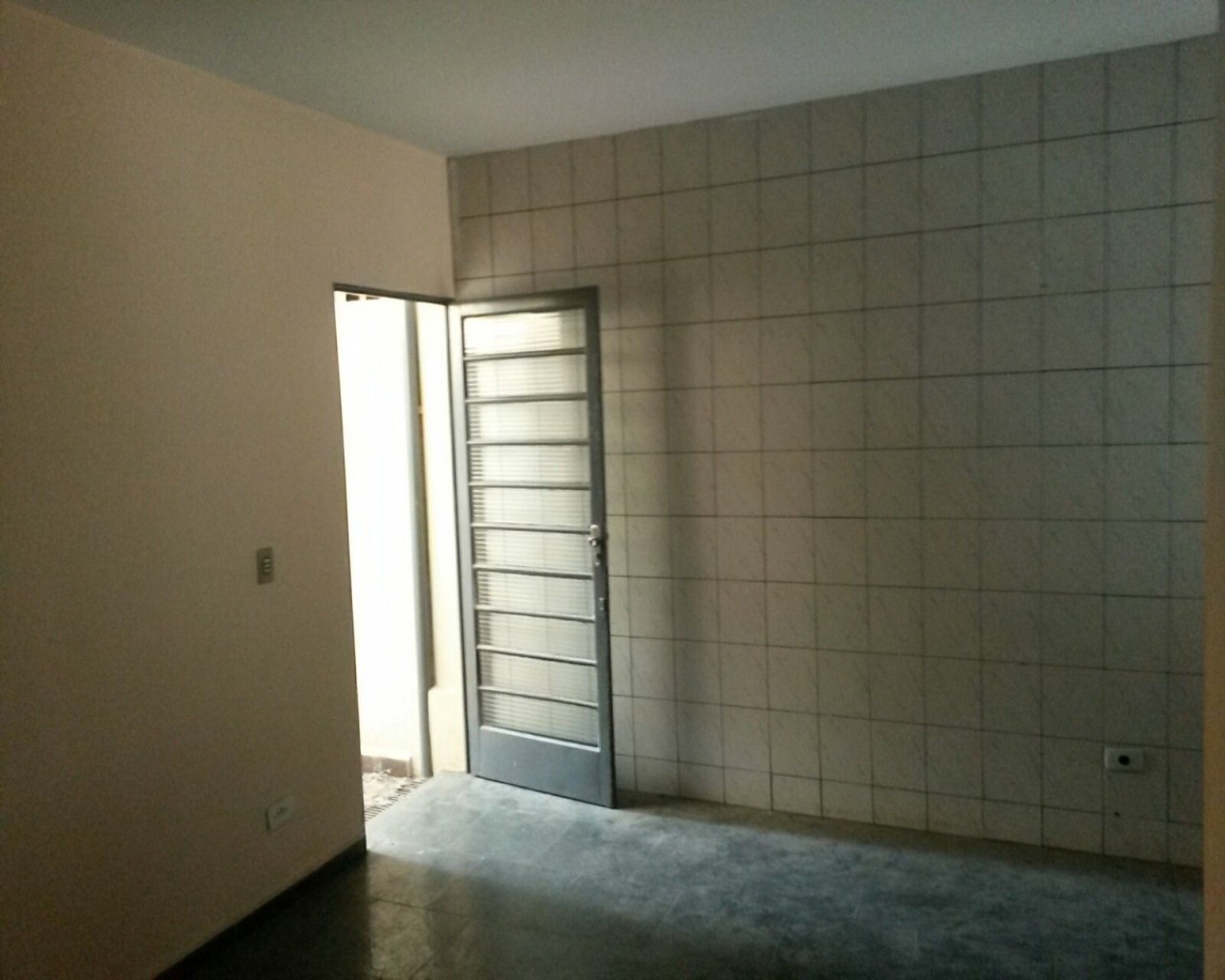 Casa à venda com 3 quartos, 110m² - Foto 8