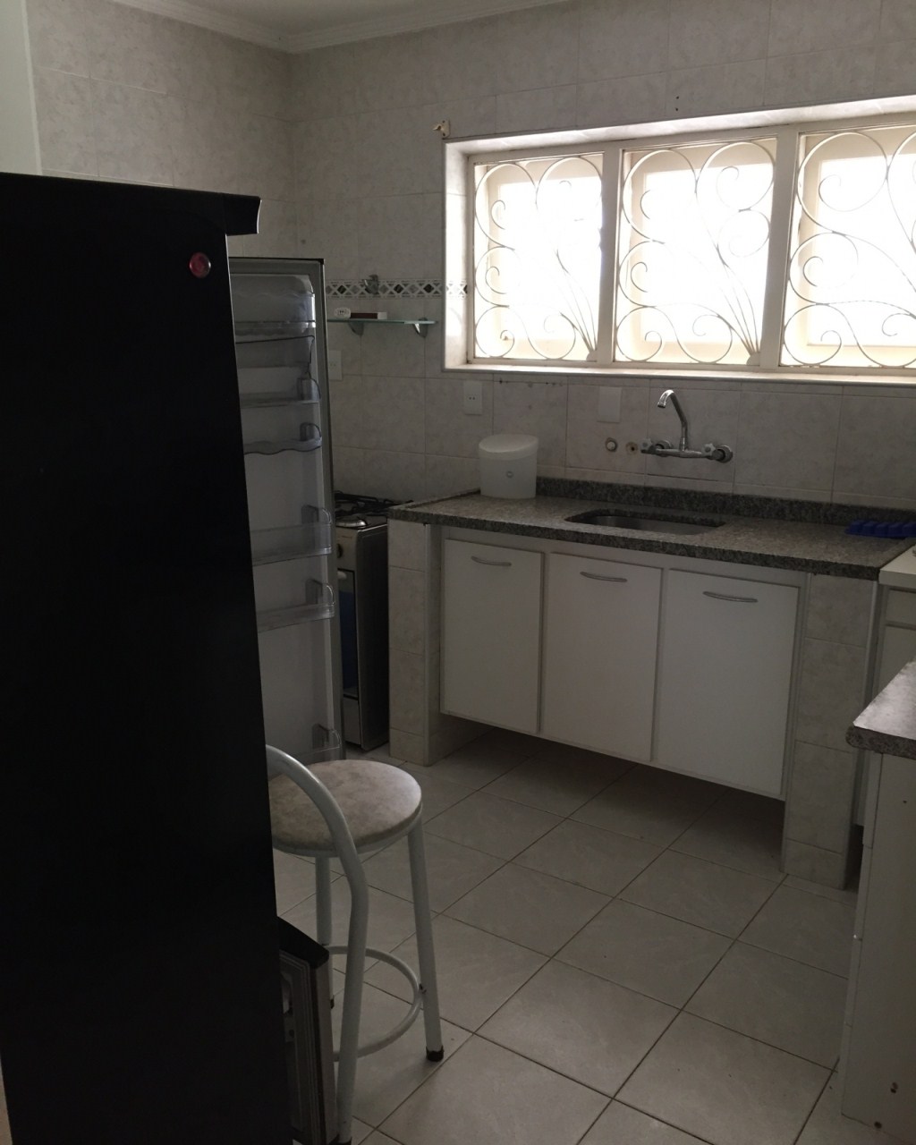 Casa à venda com 3 quartos, 160m² - Foto 2