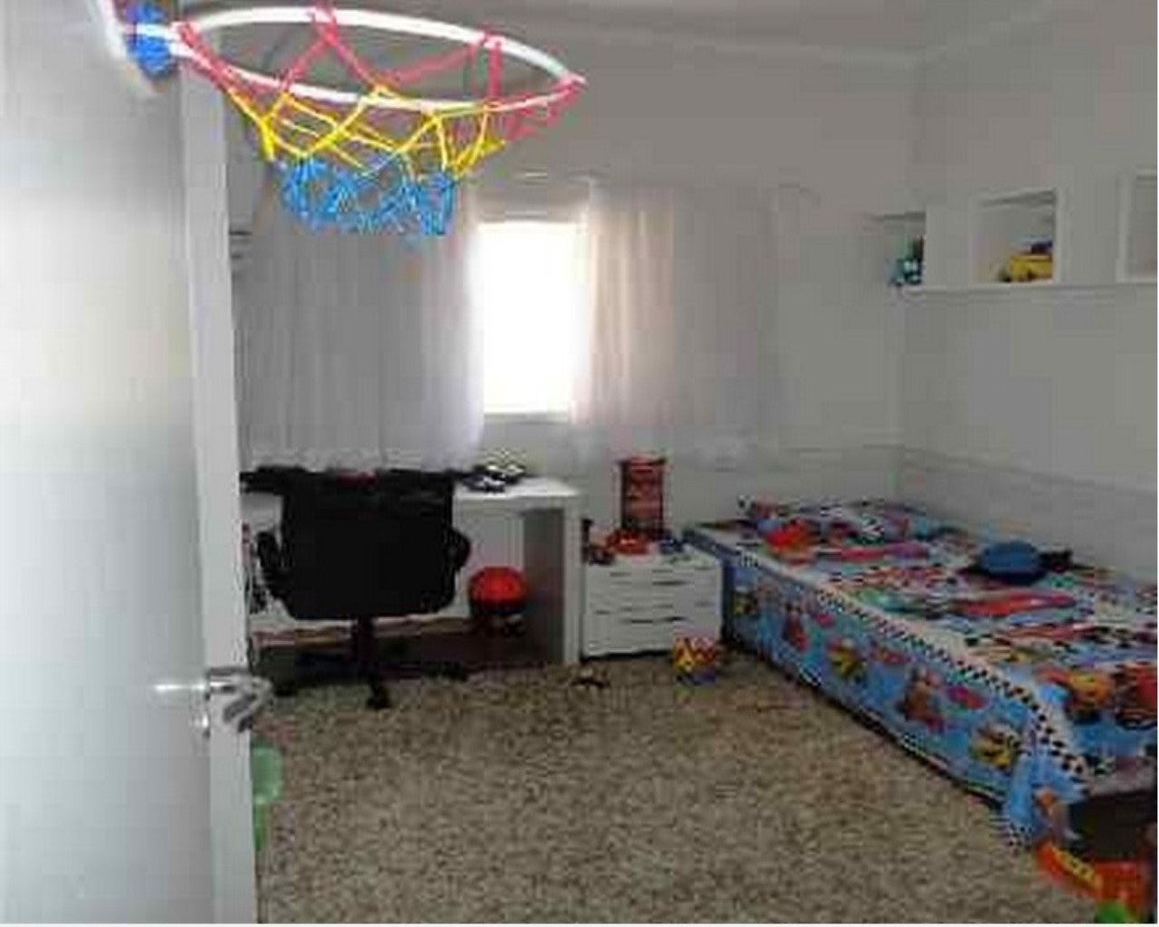 Casa à venda com 3 quartos, 200m² - Foto 4