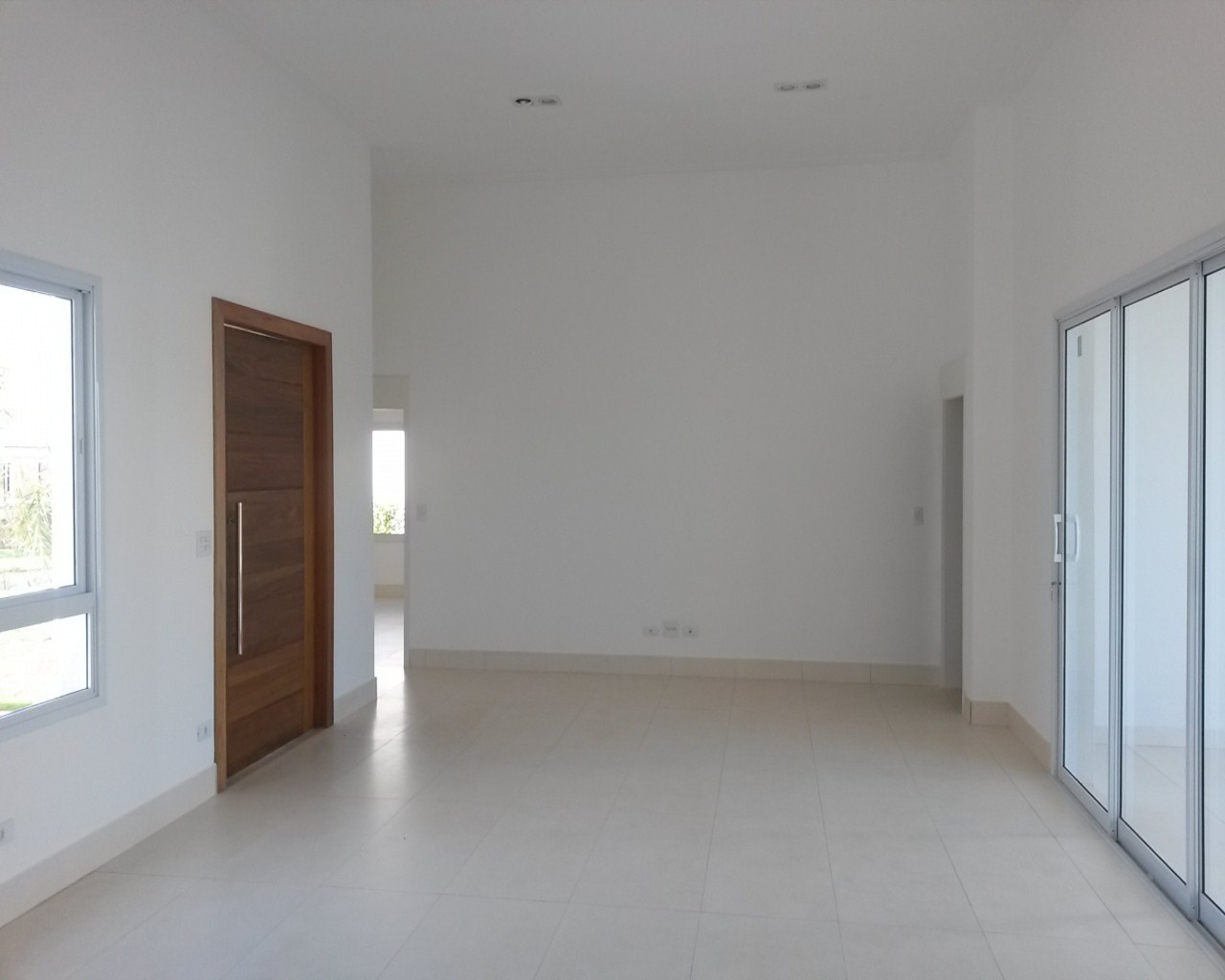 Casa à venda com 3 quartos, 225m² - Foto 4