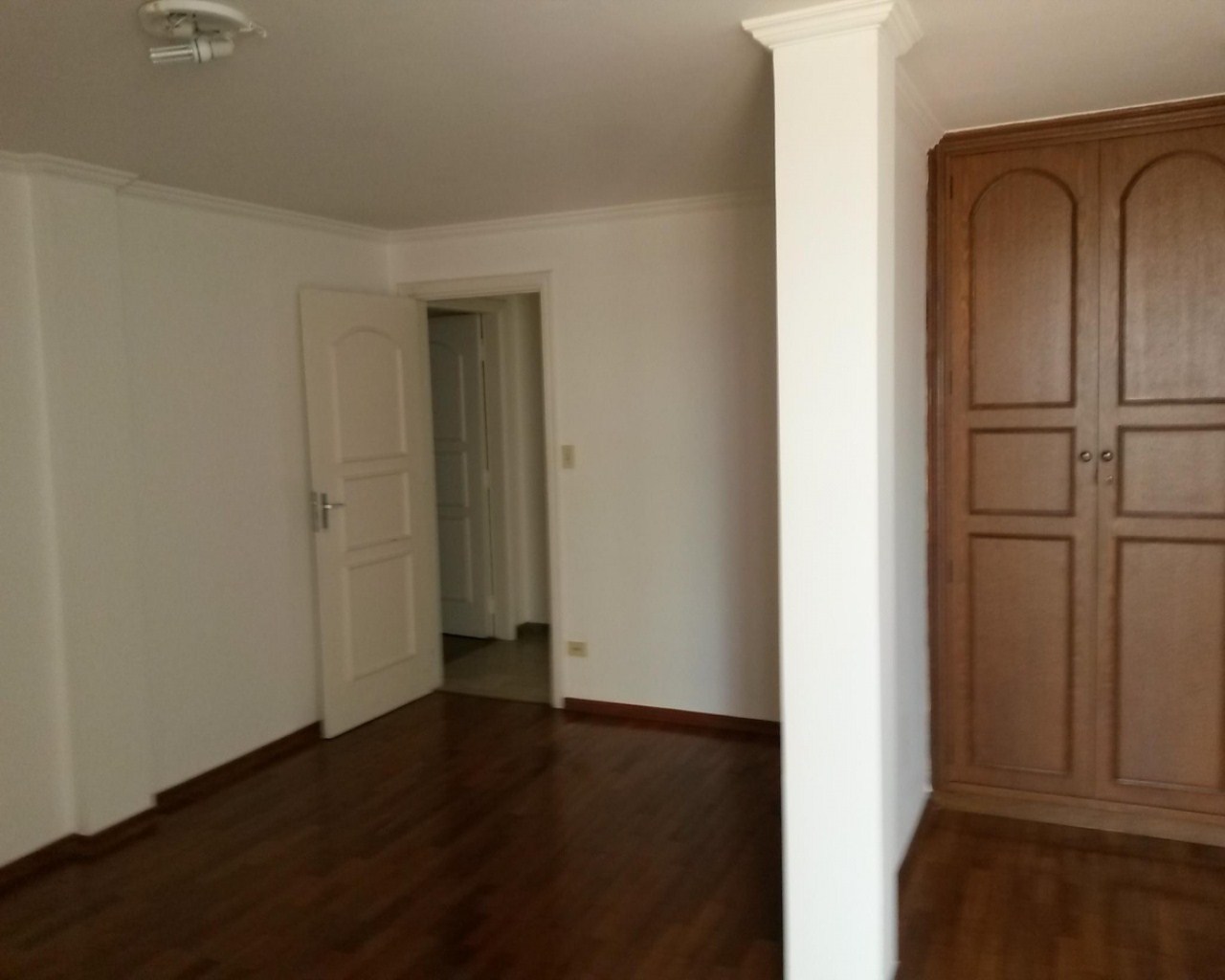 Apartamento à venda e aluguel com 3 quartos, 130m² - Foto 4