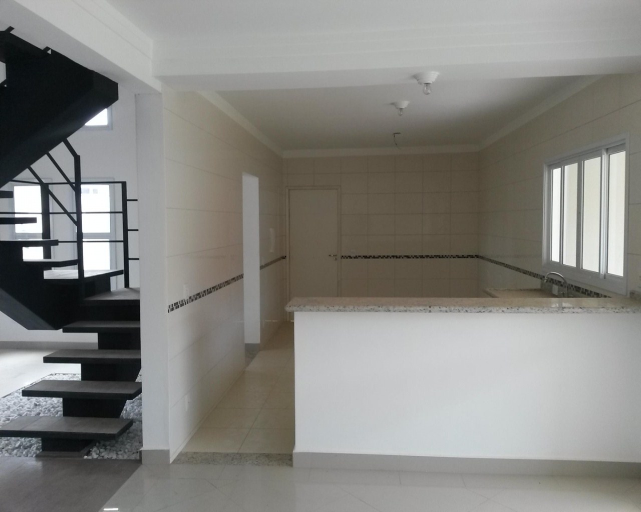 Casa à venda com 3 quartos, 280m² - Foto 5