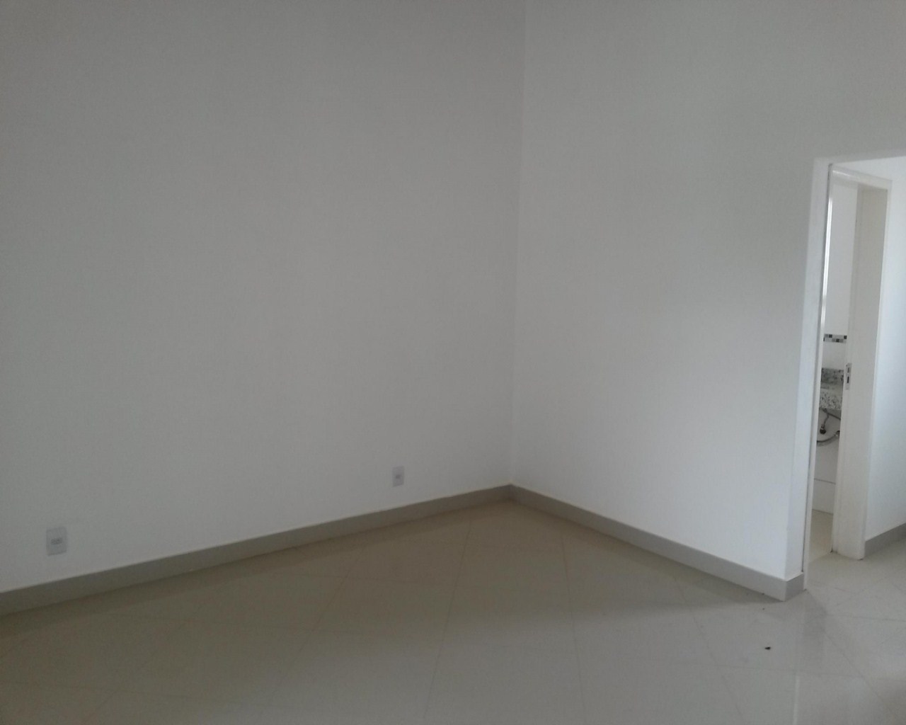 Casa à venda com 3 quartos, 280m² - Foto 16