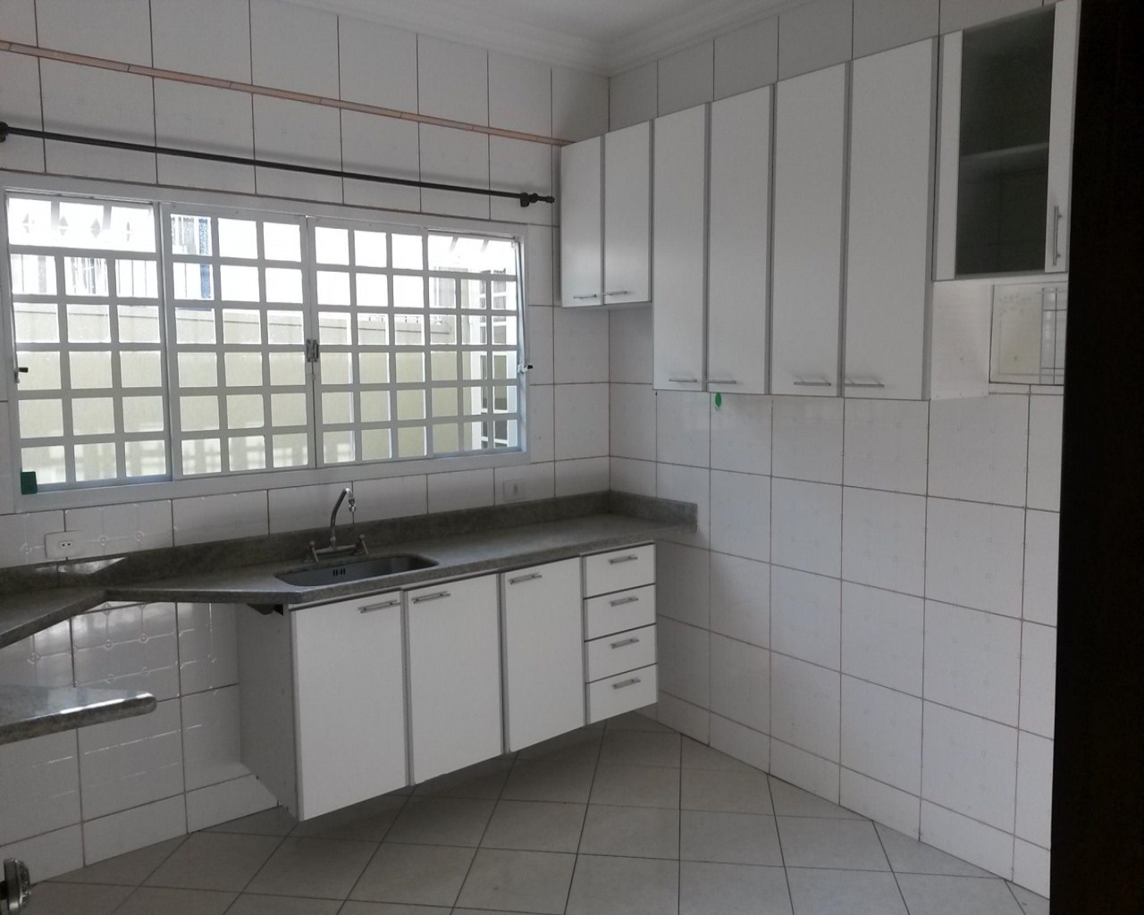 Casa à venda com 3 quartos, 150m² - Foto 12