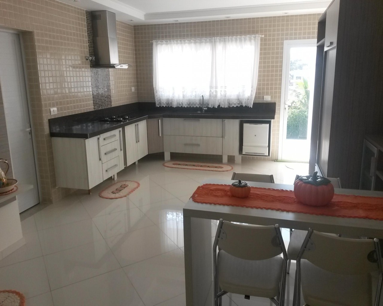 Casa à venda e aluguel com 4 quartos, 480m² - Foto 9