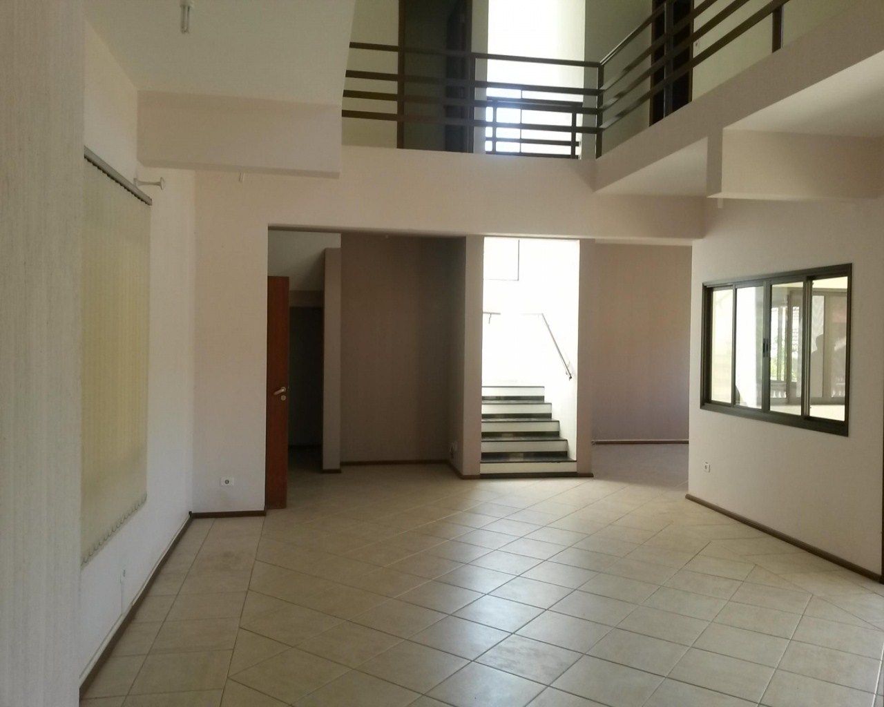 Casa à venda com 4 quartos, 260m² - Foto 5