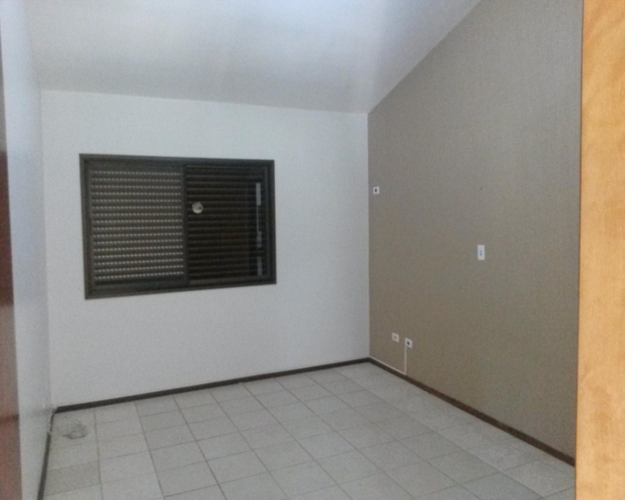 Casa à venda com 4 quartos, 260m² - Foto 9