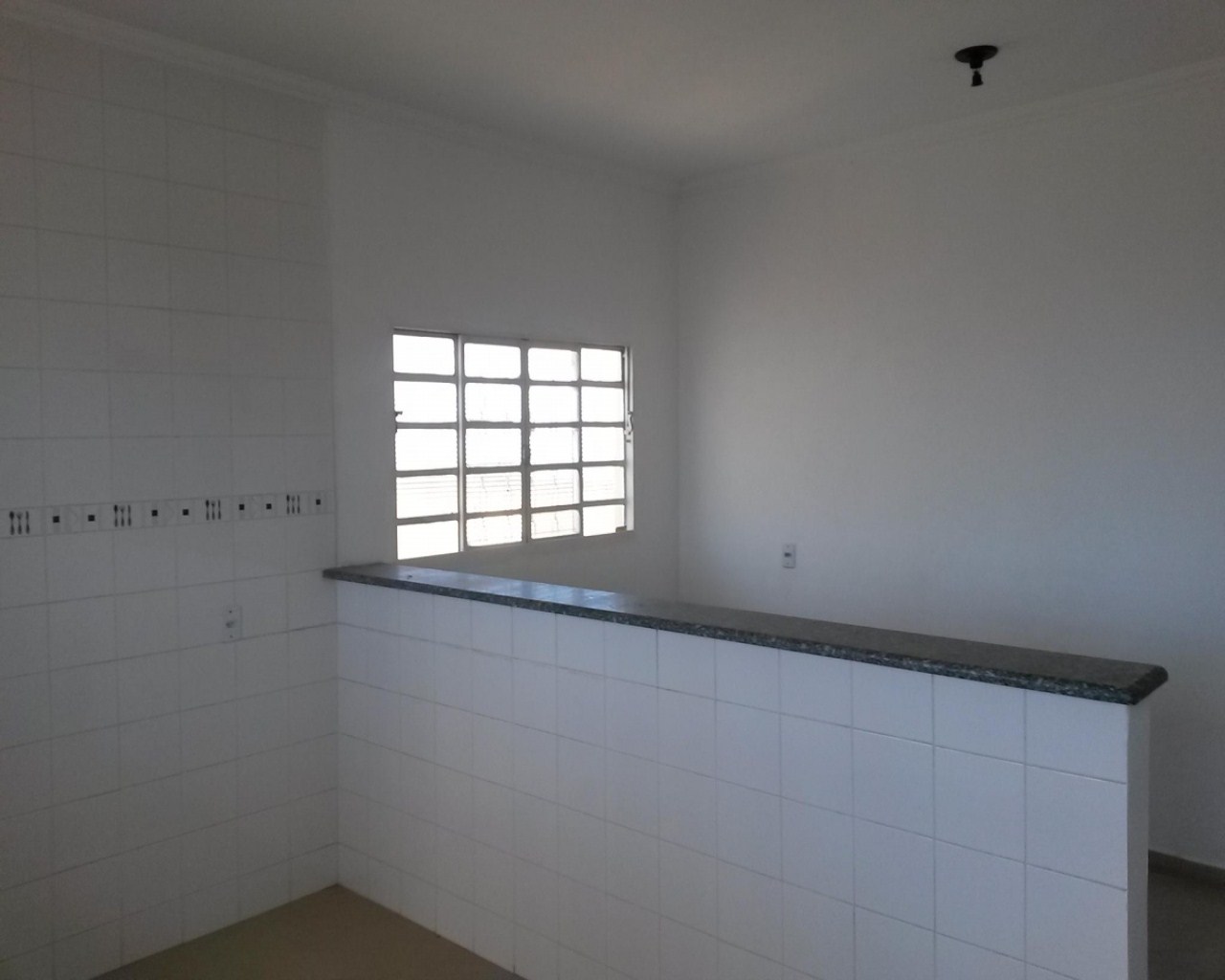 Casa à venda com 2 quartos, 150m² - Foto 8