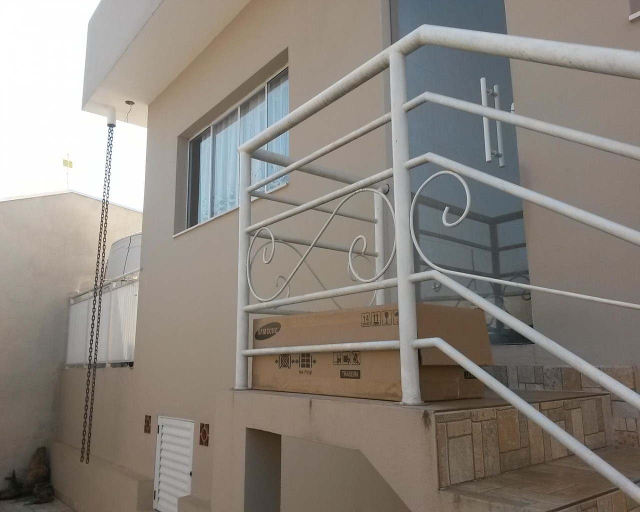 Casa à venda com 3 quartos, 150m² - Foto 1