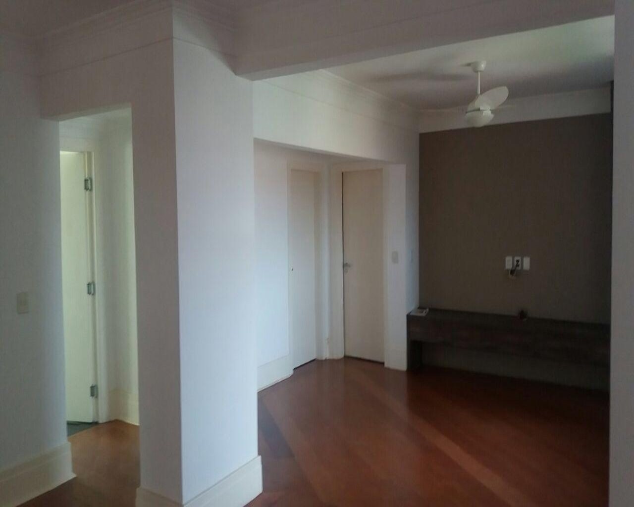 Apartamento à venda com 3 quartos, 250m² - Foto 3