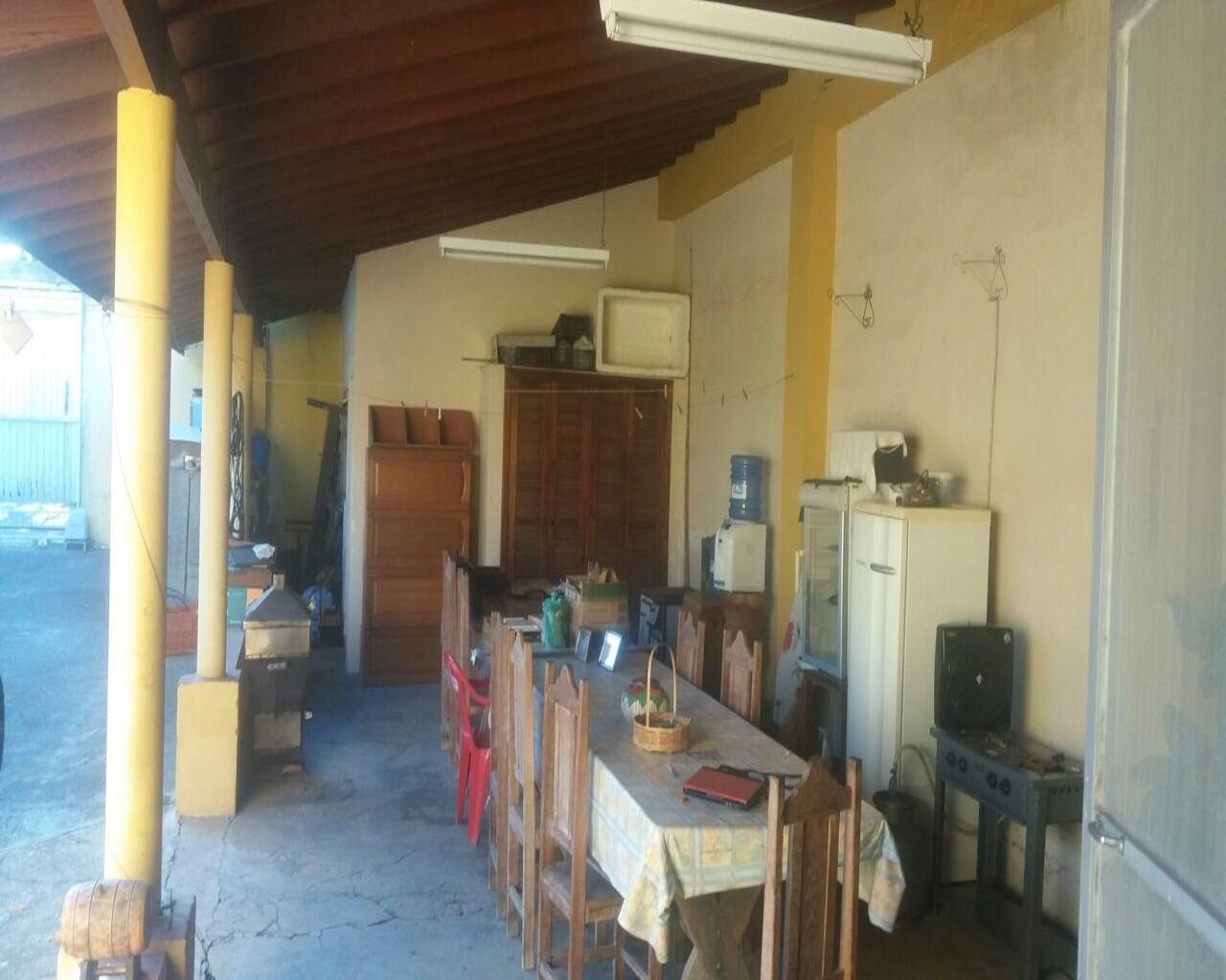 Casa à venda com 3 quartos, 166m² - Foto 2