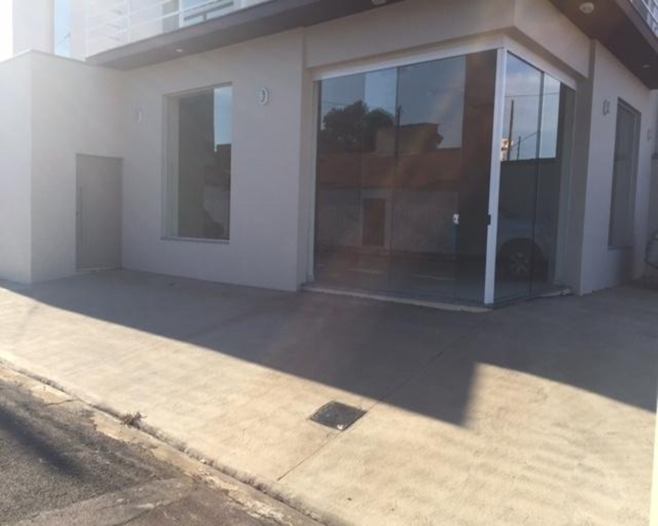 Imóvel Comercial Padrão à venda e aluguel, 108m² - Foto 3