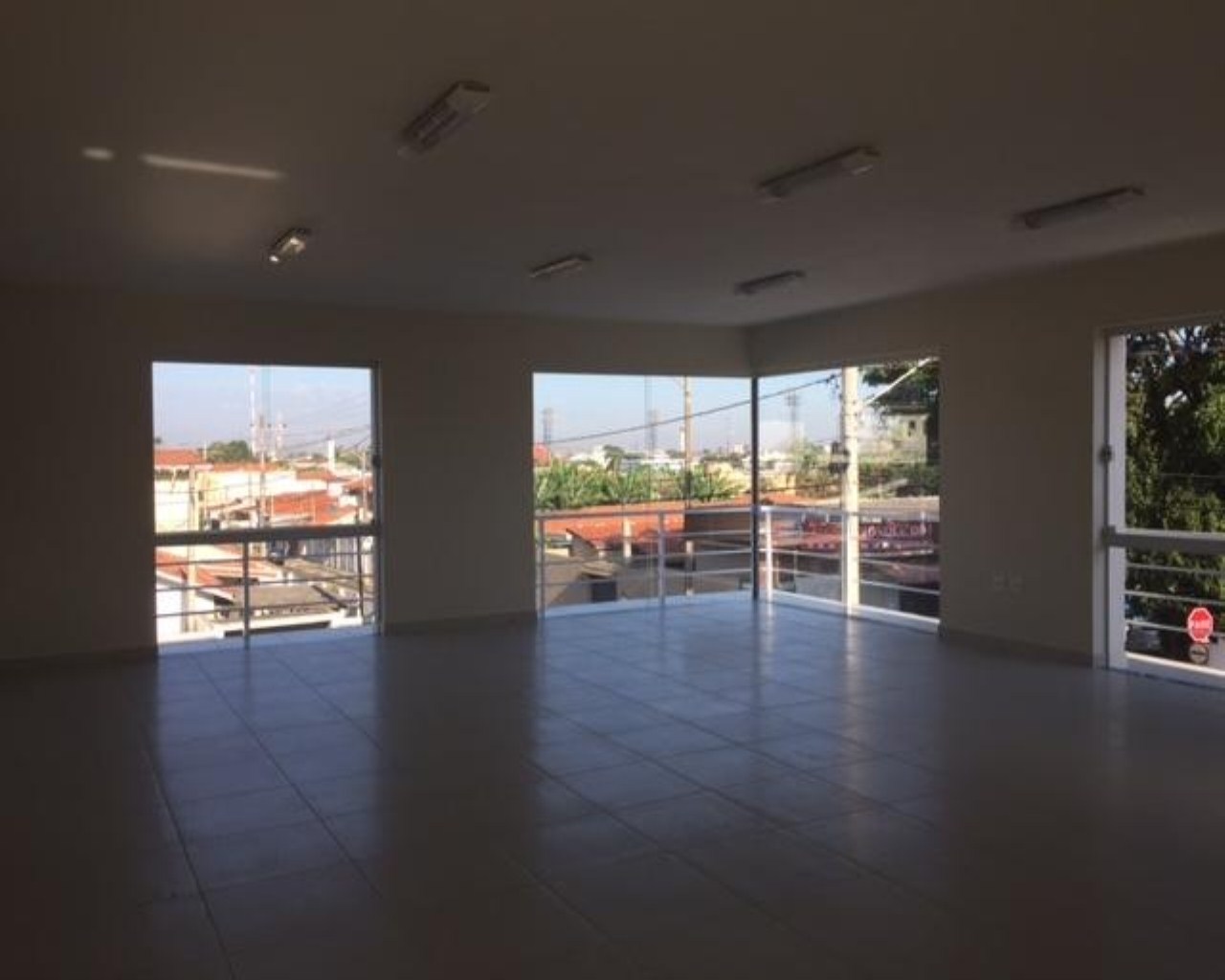 Imóvel Comercial Padrão à venda e aluguel, 108m² - Foto 9