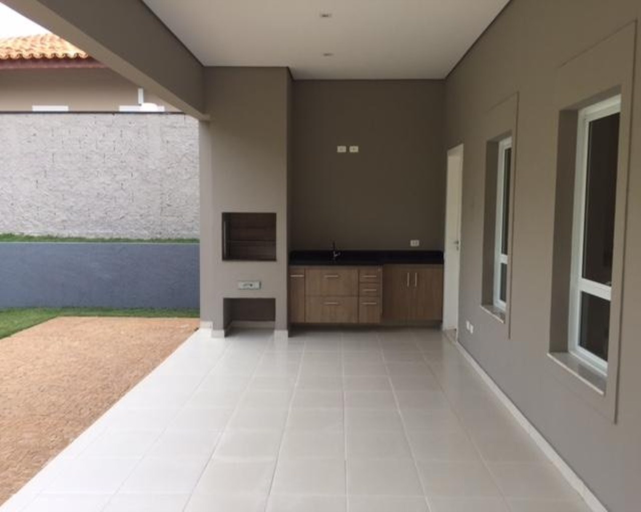 Casa à venda com 4 quartos, 315m² - Foto 9