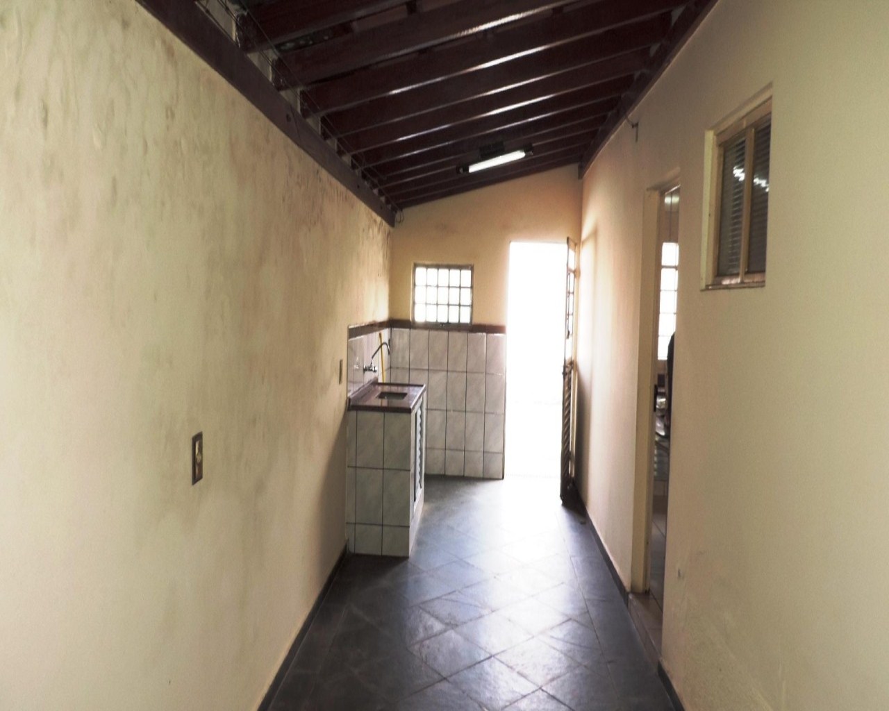 Casa à venda com 2 quartos, 130m² - Foto 5