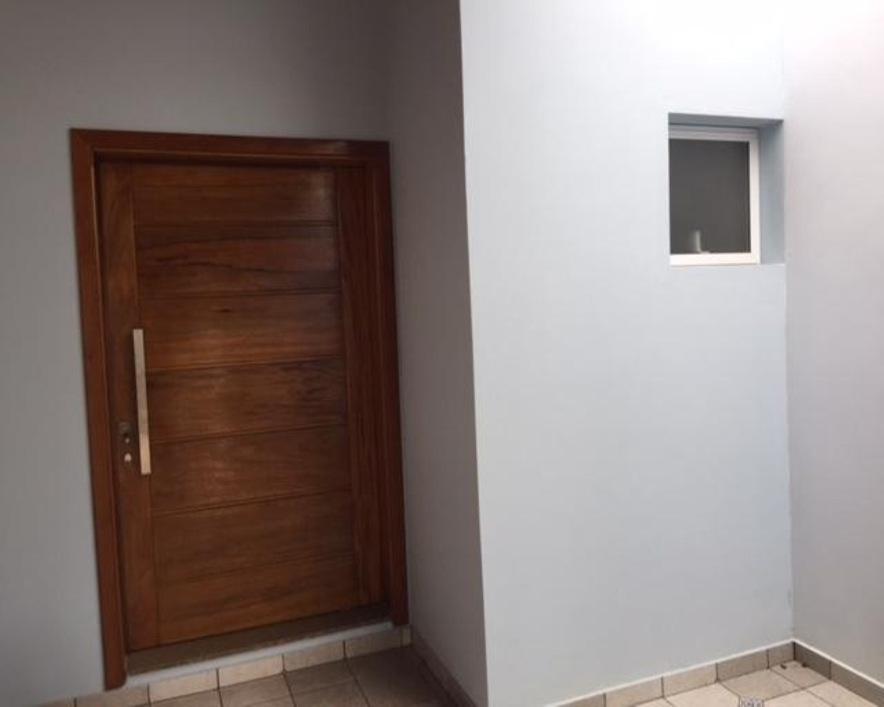 Casa à venda com 3 quartos, 135m² - Foto 2