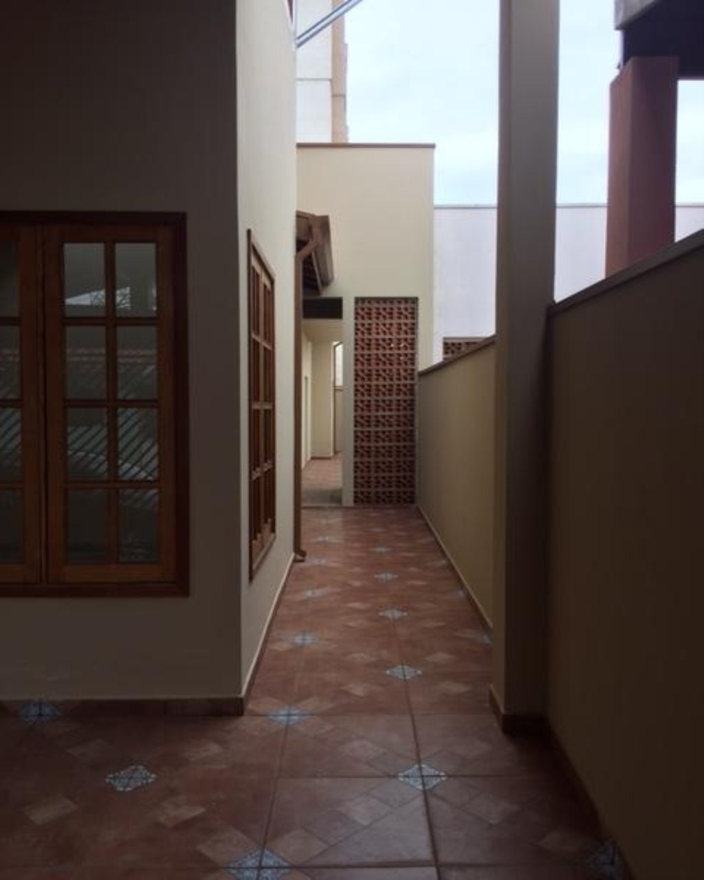 Casa à venda com 3 quartos, 150m² - Foto 2