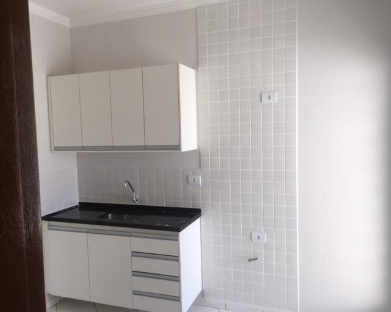 Casa à venda com 3 quartos, 140m² - Foto 1