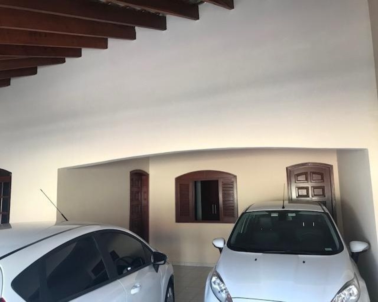 Casa à venda com 3 quartos, 267m² - Foto 2