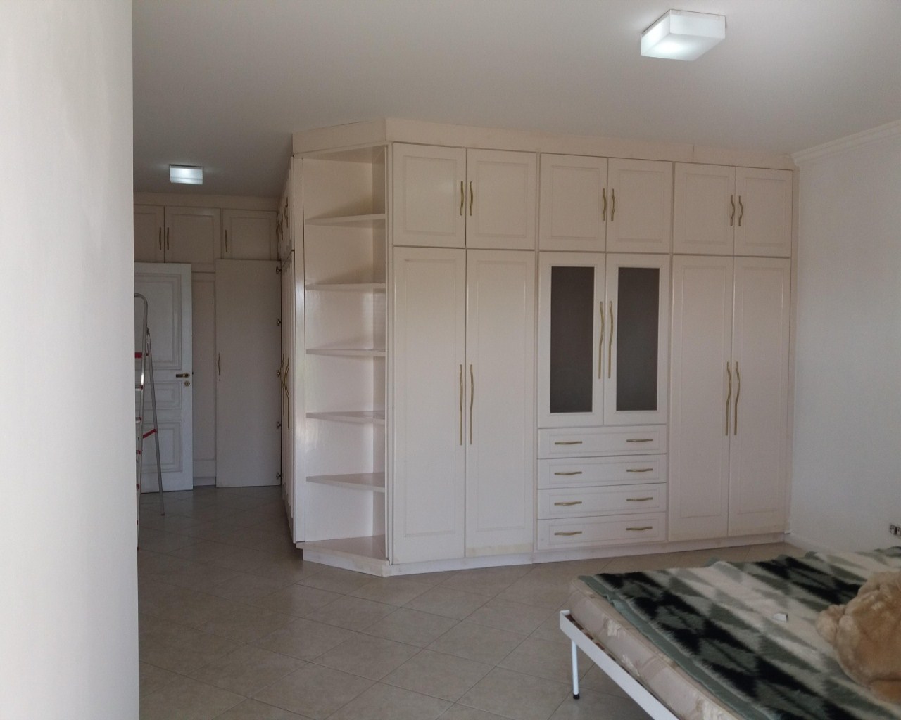 Casa à venda com 4 quartos, 300m² - Foto 7