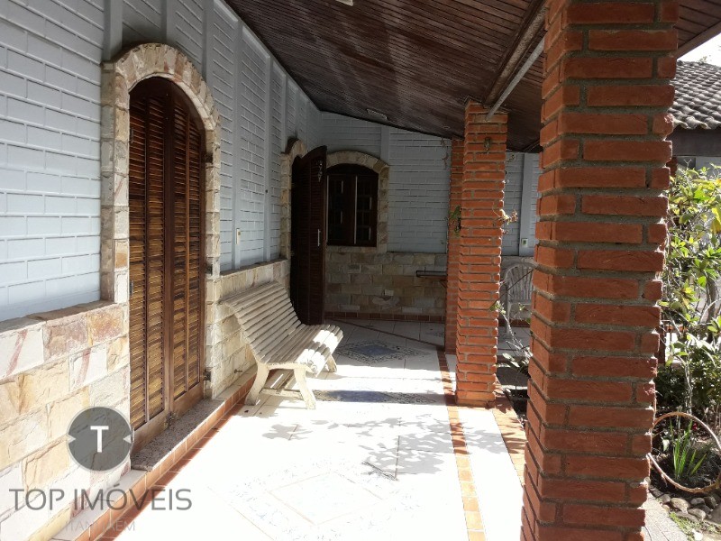 Casa à venda com 3 quartos, 450m² - Foto 4