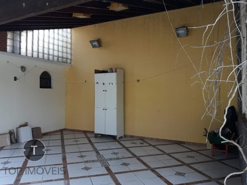 Casa à venda com 3 quartos, 450m² - Foto 46