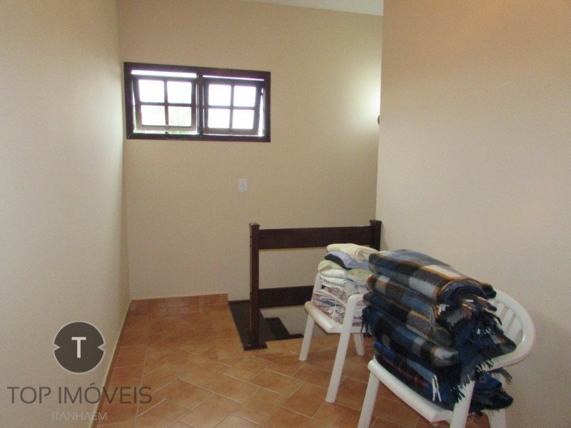 Casa à venda com 4 quartos, 200m² - Foto 18