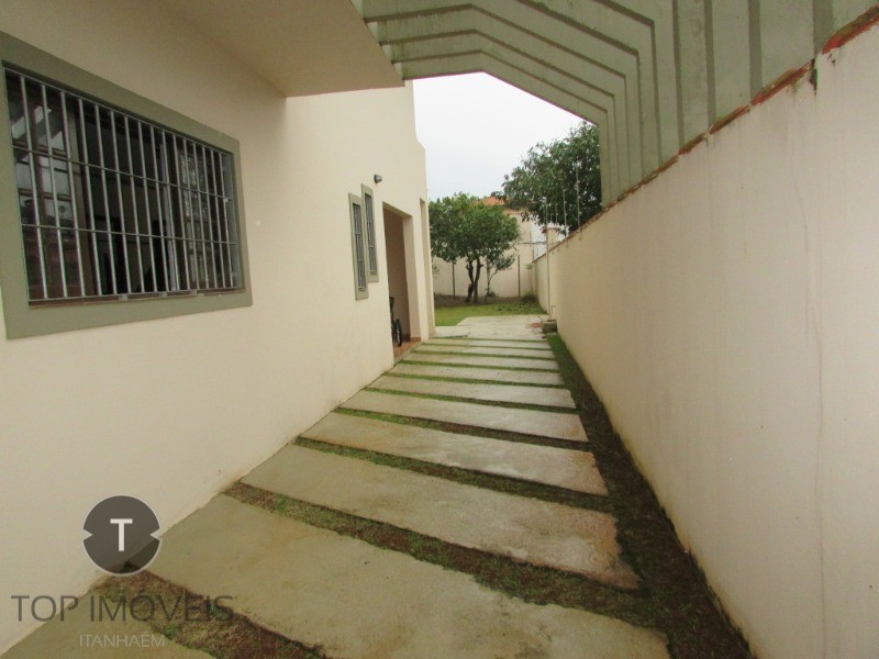 Casa à venda com 4 quartos, 200m² - Foto 33