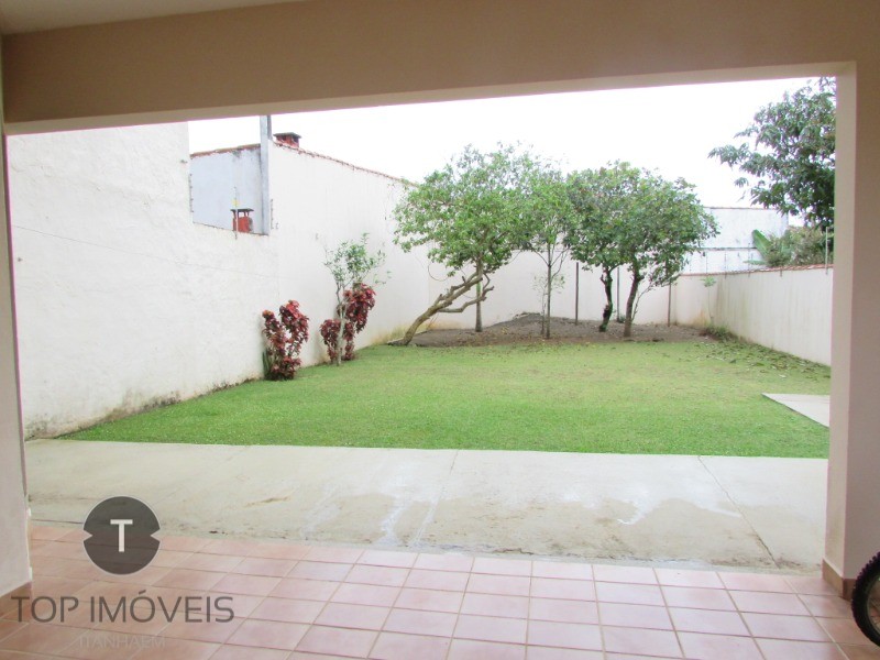 Casa à venda com 4 quartos, 200m² - Foto 35