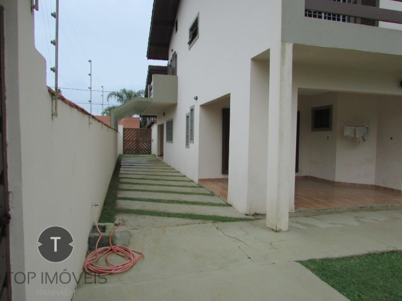 Casa à venda com 4 quartos, 200m² - Foto 36