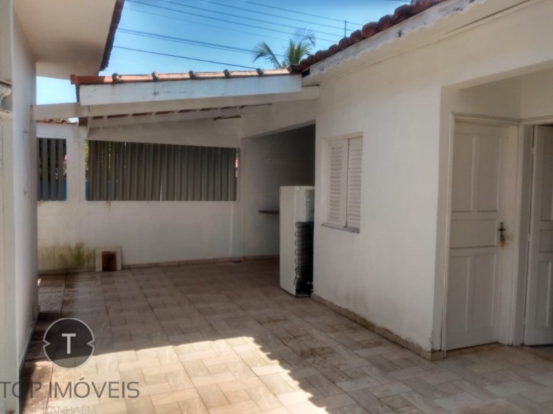 Casa à venda com 3 quartos, 300m² - Foto 46