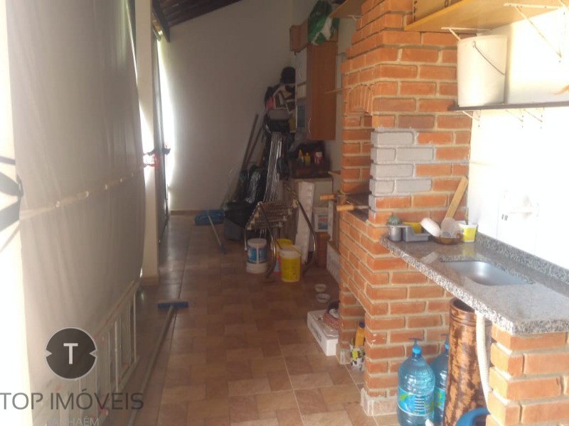 Casa à venda com 2 quartos, 250m² - Foto 22