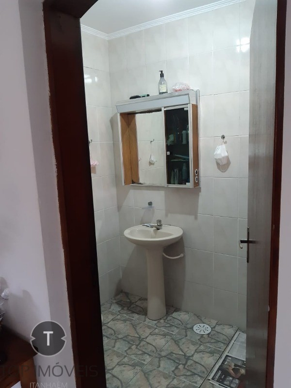 Casa à venda com 2 quartos, 250m² - Foto 12