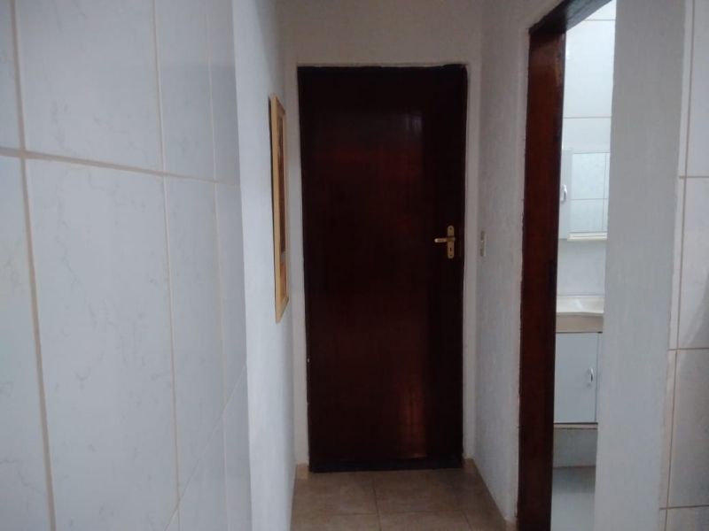 Casa à venda com 2 quartos, 150m² - Foto 20