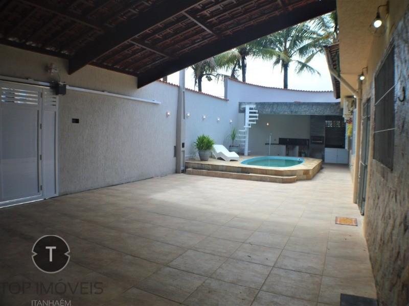 Casa à venda com 2 quartos, 140m² - Foto 8