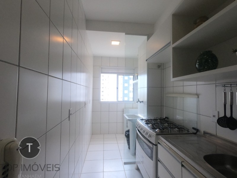 Apartamento à venda com 2 quartos, 65m² - Foto 8