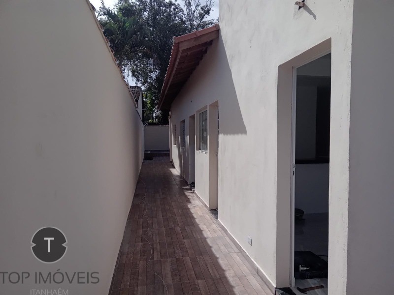 Casa à venda com 2 quartos, 67m² - Foto 8