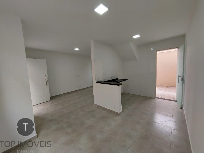 Casa à venda com 2 quartos, 72m² - Foto 13