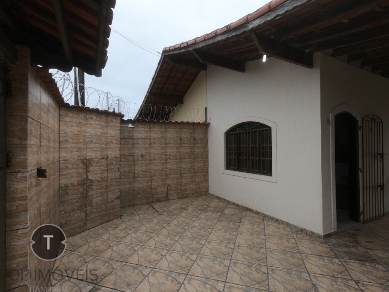 Casa à venda com 2 quartos, 65m² - Foto 4