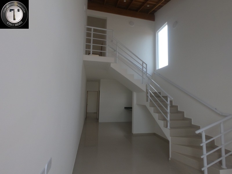 Casa à venda com 3 quartos, 83m² - Foto 27